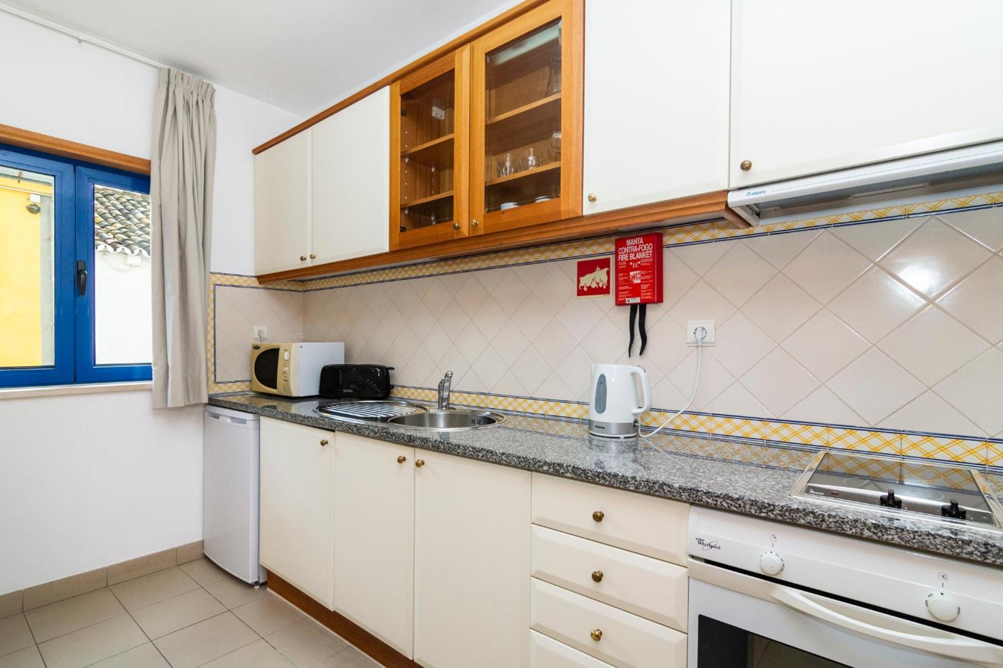Apartahotel Rossio Mar 2*